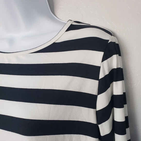 Lime n Chili Small NWOT Black and White Striped Blouse Quarter Sleeve Soft Top - Picture 6 of 6